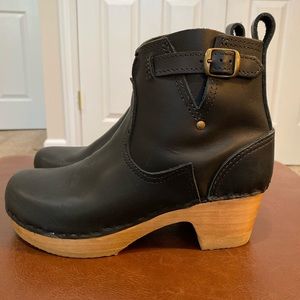 No 6 Black clogs with buckle detail. Size 37